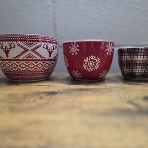 Festive Winter Holiday Nesting Bowl Set